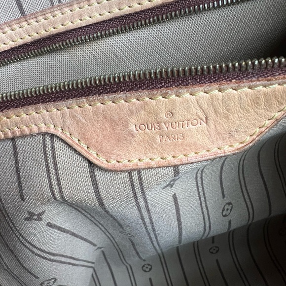 Authentic Louis Vuitton Monogram Delightful GM - Picture 4 of 16